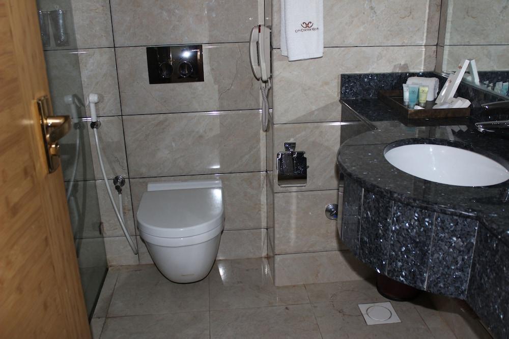 Hotel Center 4*
