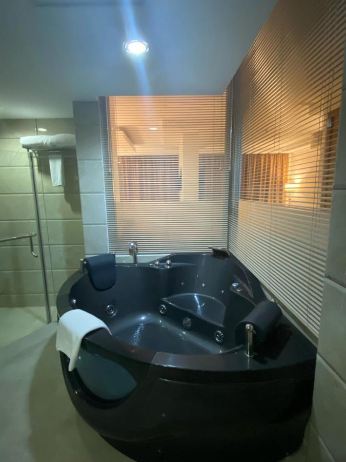 Hotel Center 4*